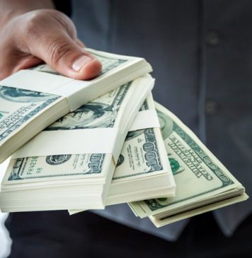 BOGATSTVO i BROJNI NOVČANI DOBITCI u FEBRUARU: OVI znakovi će imati jako PUNO NOVCA, njihovi životi uskoro će se pretvoriti u BAJKU!