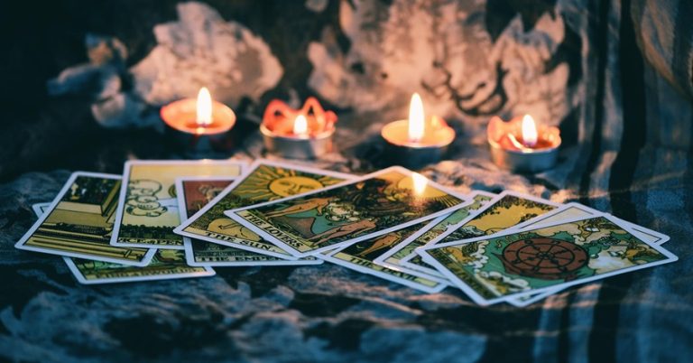 TAROT KARTE PRORIČU Jarcu, Djevici i Vodoliji: Februar donosi NOVI POČETAK nakon perioda tuge i OBEĆAVA RADOST, BOGATSTVO i emotivnu obnovu!