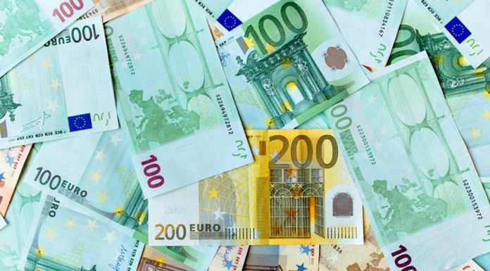 NOVČANI DOBITAK: OVE znakove će pratiti VELIKA NOVČANA SREĆA koja će im omogućiti ISPUNJENJE SVAKE NJIHOVE ŽELJE!